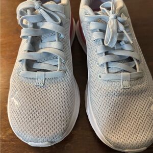 Puma SoftFoam+ Sneakers in Light Gray